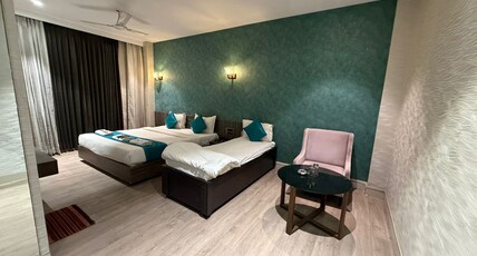 Hotel Suncity Ichhapore Room Type - Super Deluxe Room Hotel Suncity Ichhapore Room Type - Super Deluxe Room