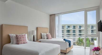 Splash Beach Resort Room Type - Deluxe Double Double no balcony