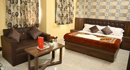 MahavirStay near Dhanbad Railway Station Room Type - Standard NON AC