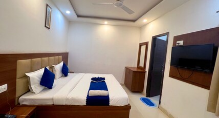 The Royal Aroma Room Type - Deluxe Room