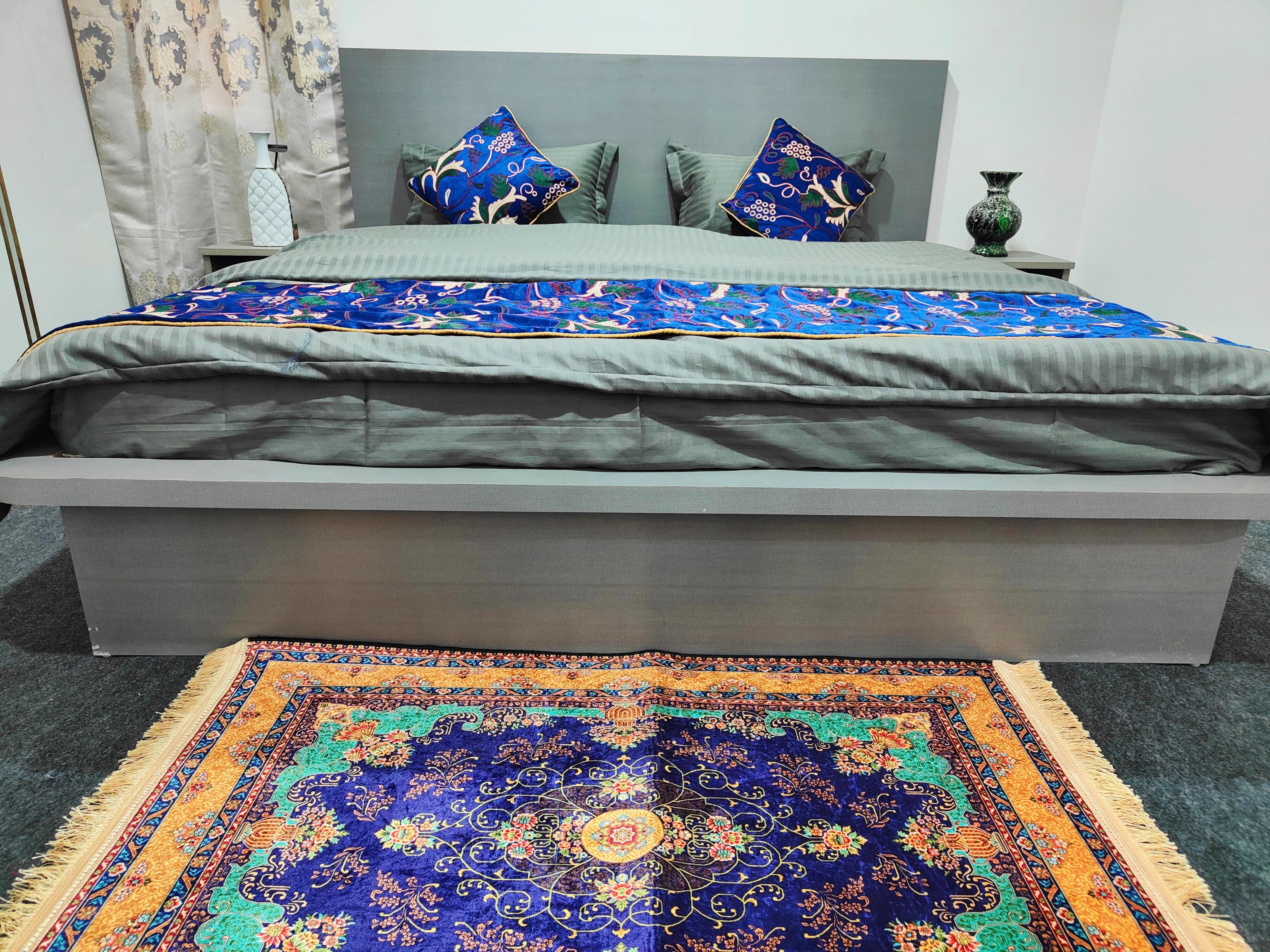 Uptown Abode - Tap to explore photos