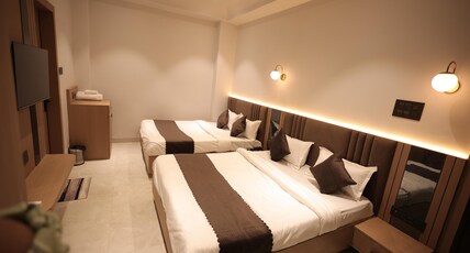 Umang palace Room Type - Family room with 2 beds