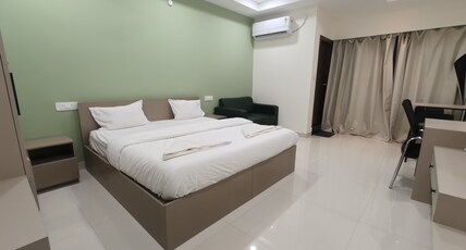 VALUENEST Room Type - Superior Double Room With Balcony