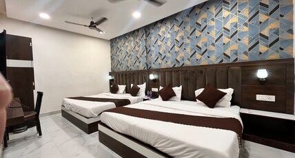 Hotel GS Grand, Amritsar Room Type - 4 BED AMILY ROOM