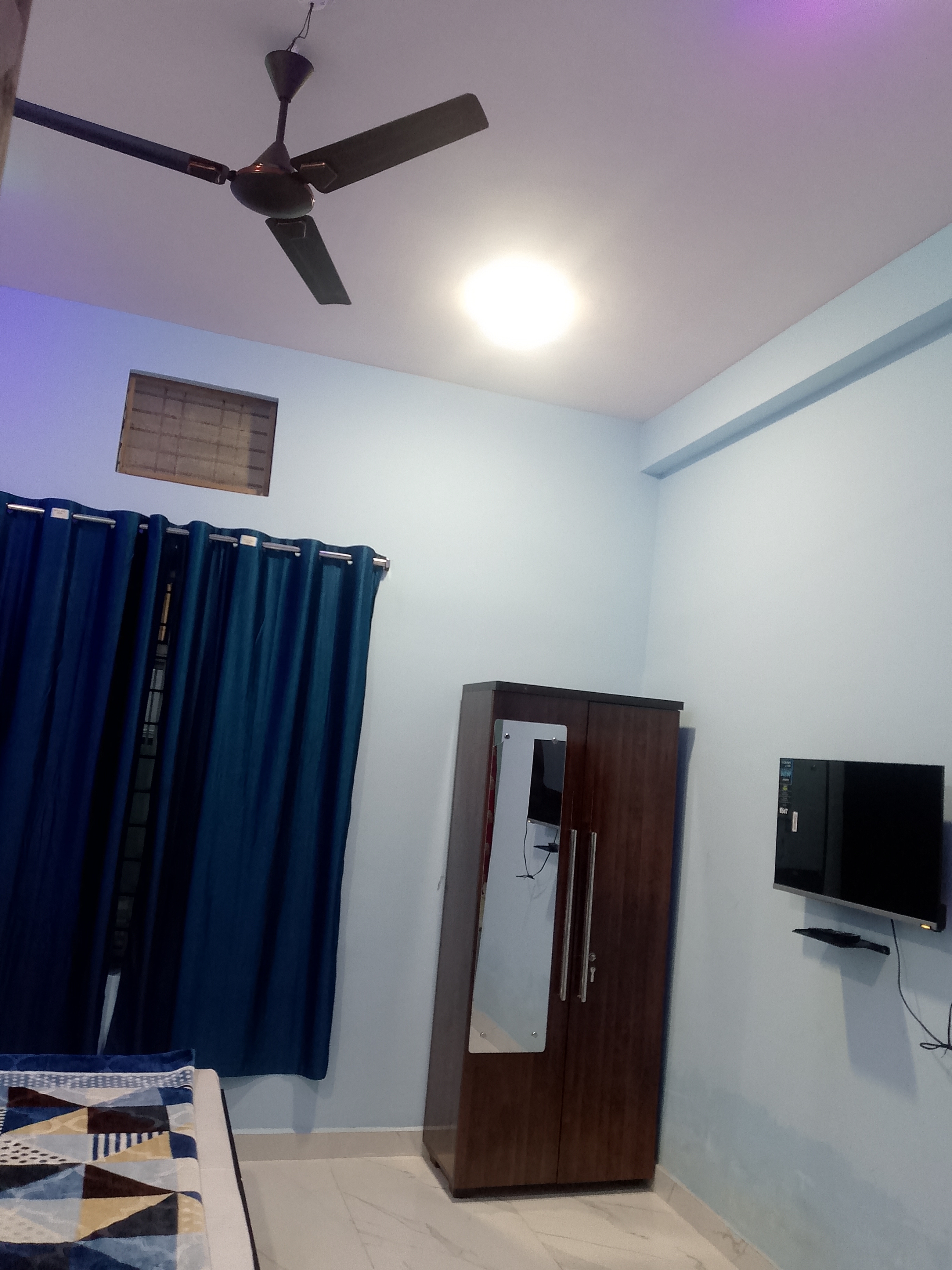 Rathi guest house - Tap to explore photos
