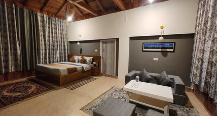 Neelkanth Retreat Room Type - Valley View Super Deluxe Room With Private Balcony