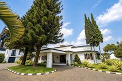 Townhouse Oak Casa D'Ladera Bandung