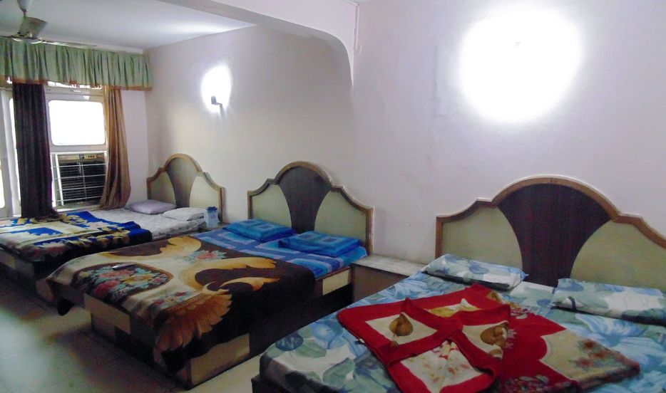 Hotel Abhinandan - Tap to explore photos