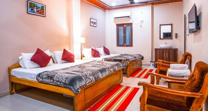 Hotel Jungle Palace Room Type - Family Room