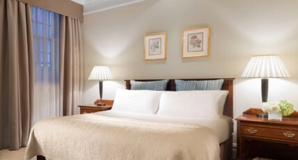 Vivanta Vadodara  Room Type - Superior Room City View Queen Bed