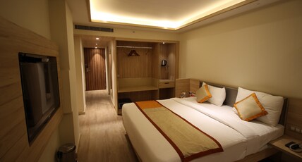 Jagadish International - Palace Road Room Type - Standard Room