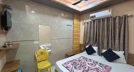 Hotel Vandana Dwarka Room Type - standard double bed AC