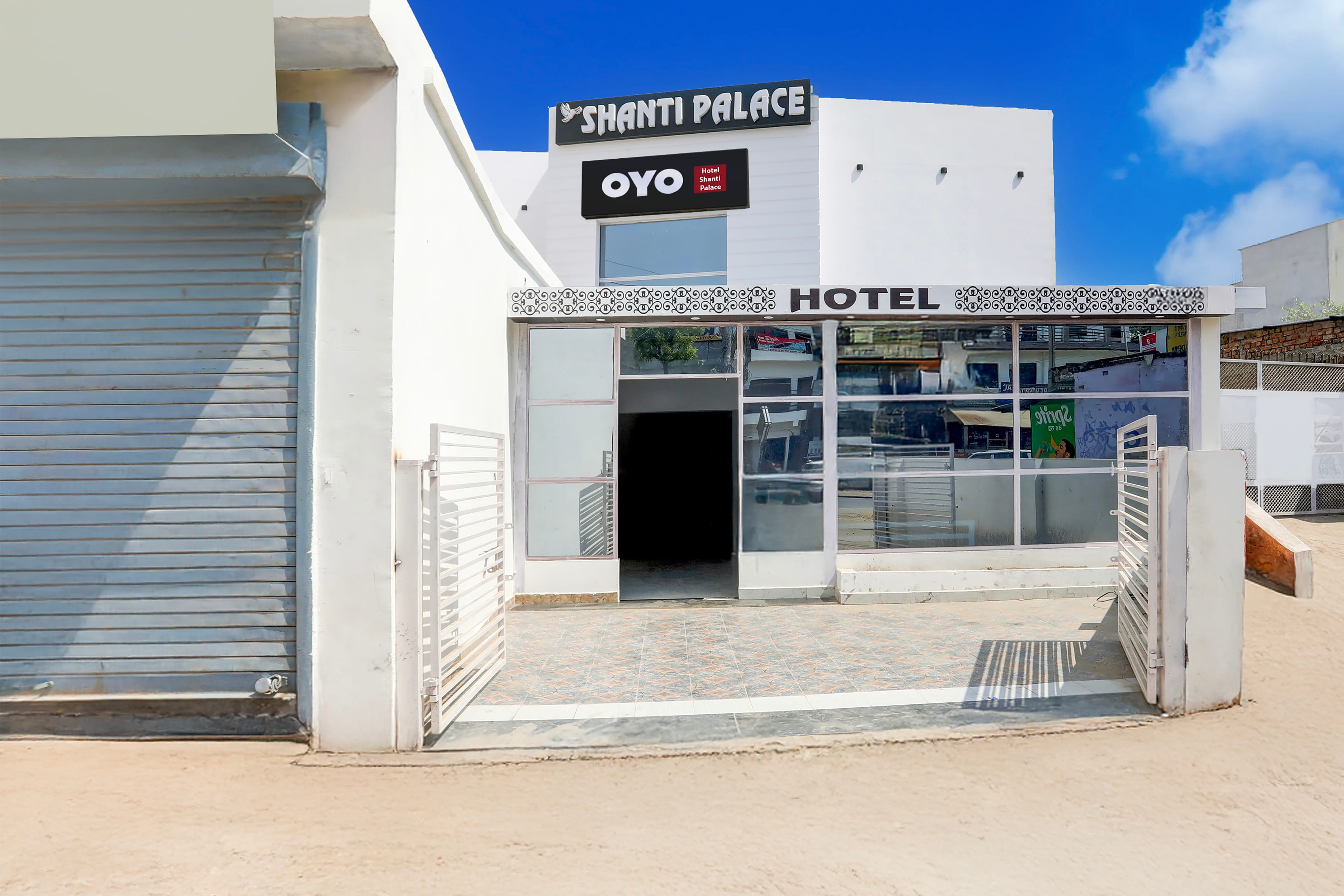 Hotel O Shanti Palace - Tap to explore photos
