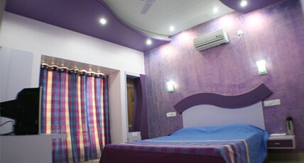 Lilas Hotel Room Type - 2 Bed Deluxe AC