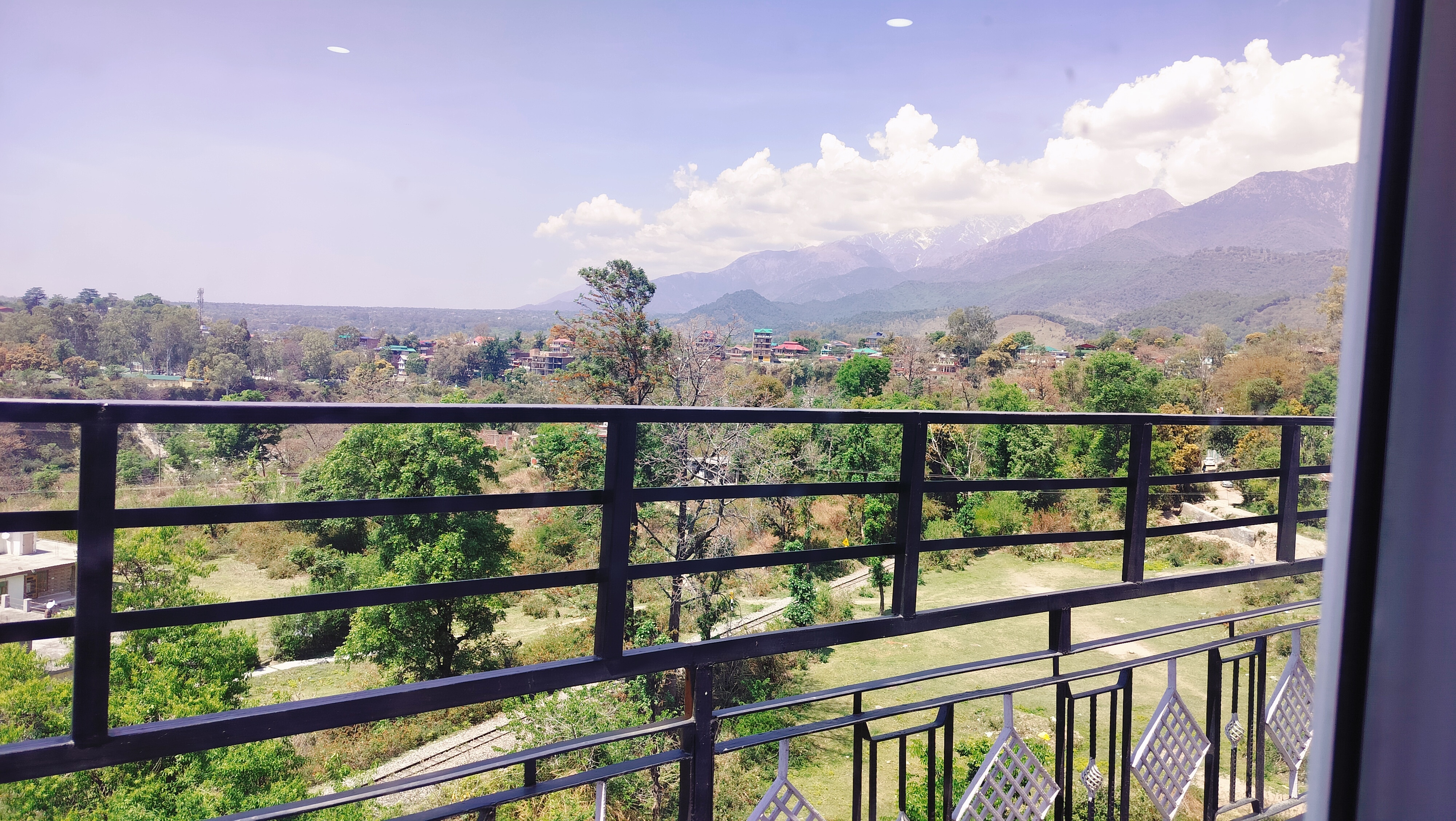 Hotel Binwa View - Tap to explore photos
