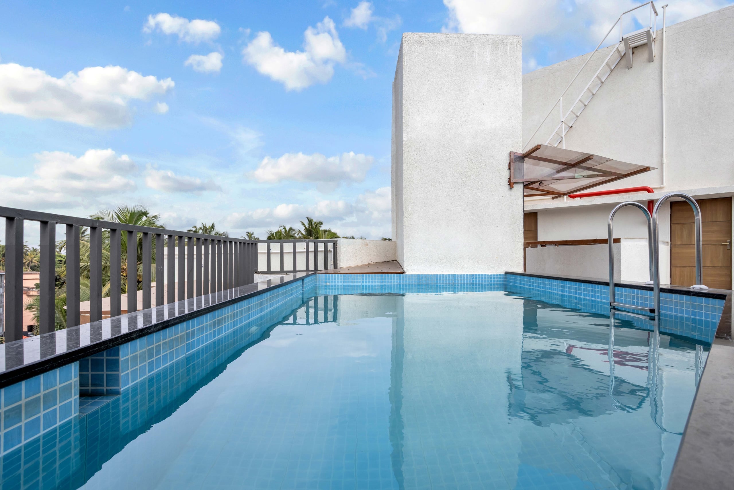 The Boho Bay 1BHK Near Baga Beach - Tap to explore photos