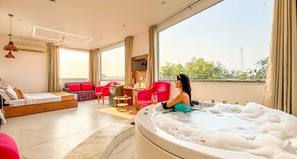 The Neeraj River Forest Resort Wellness Center Room Type - Premium Room with Jacuzzi