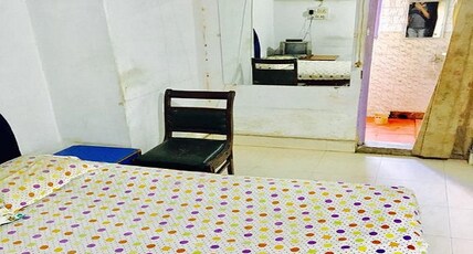 Hotel Surahi Room Type - Double Bed Room