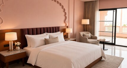 juSTa Luxe Monsoon Palace Room Type - Deluxe Room Monsoon Palace View with Private Balcony