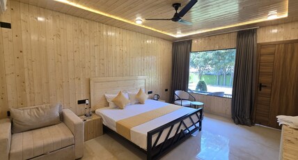 Aqua Forest River Resort Room Type - Executive Triple Room Mountain View