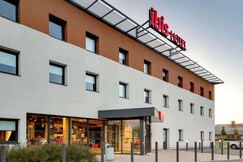 ibis Montceau les Mines