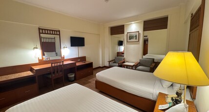 Bangkok Palace Hotel Room Type - Classic Room (No View)