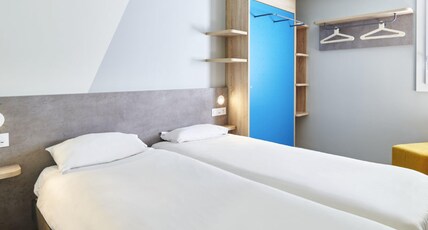 ibis budget Bayonne Room Type - TWIN - Room with twin beds