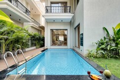 4bedroom villa W PVT pool 10 mins to Morjim beach
