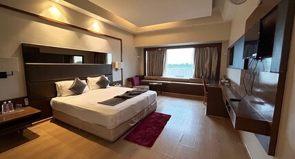 Hotel Grand Canyon Room Type - Executive King Bed Room