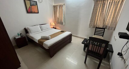 Avuraa Hospitality India - Chennai Room Type - Deluxe Room