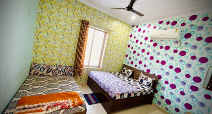 Hotel karishna palace and restaurant Room Type - Bedroom 2