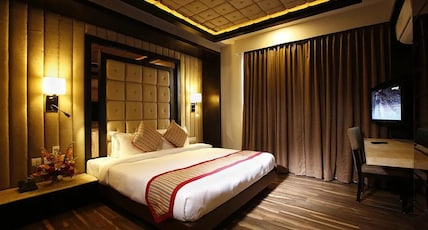 Mahabir Palace Room Type - Premium King Room