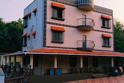 Payasdan Paryatan Sankul