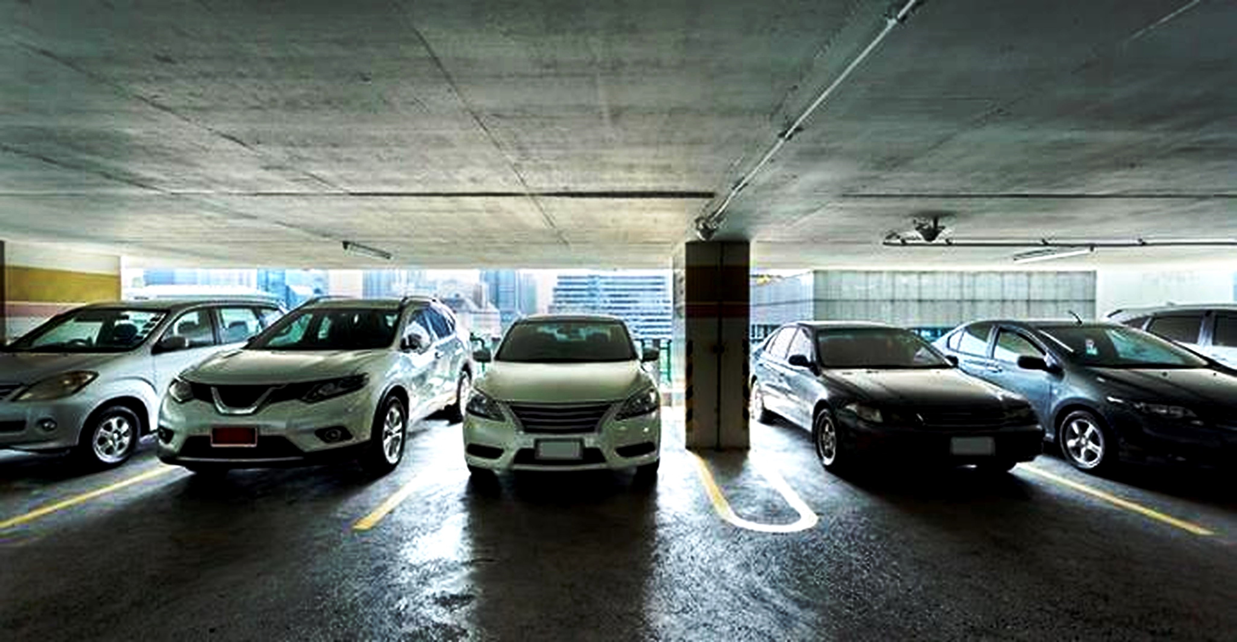 FabHotel Altus - Tap to explore photos