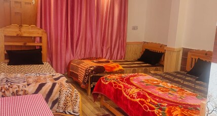 Snow View Guest House Room Type - FAMILY DELUXE ROOM [A-9]