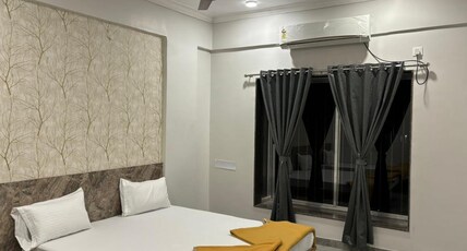 Hotel Grand Vrundavan Room Type - Deluxe AC Room