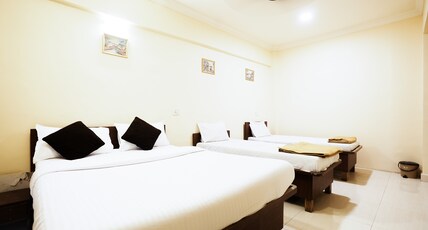 Hotel Della Comfort near Ambreshwar Shiv Mandir, Ambernath Room Type - Duplex