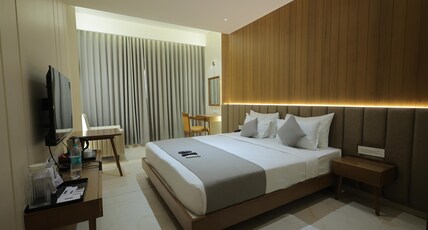 Sundha Hotel Room Type - SUPER DELUXE ROOM
