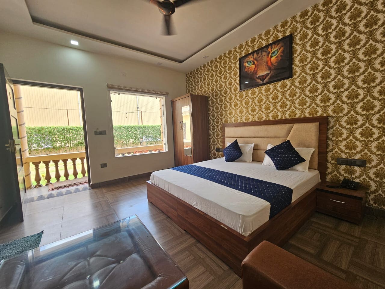 THE SINGHASAN JIND - Tap to explore photos