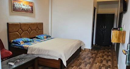On the rocks Room Type - Semi Deluxe AC Rooms- Swimming pool