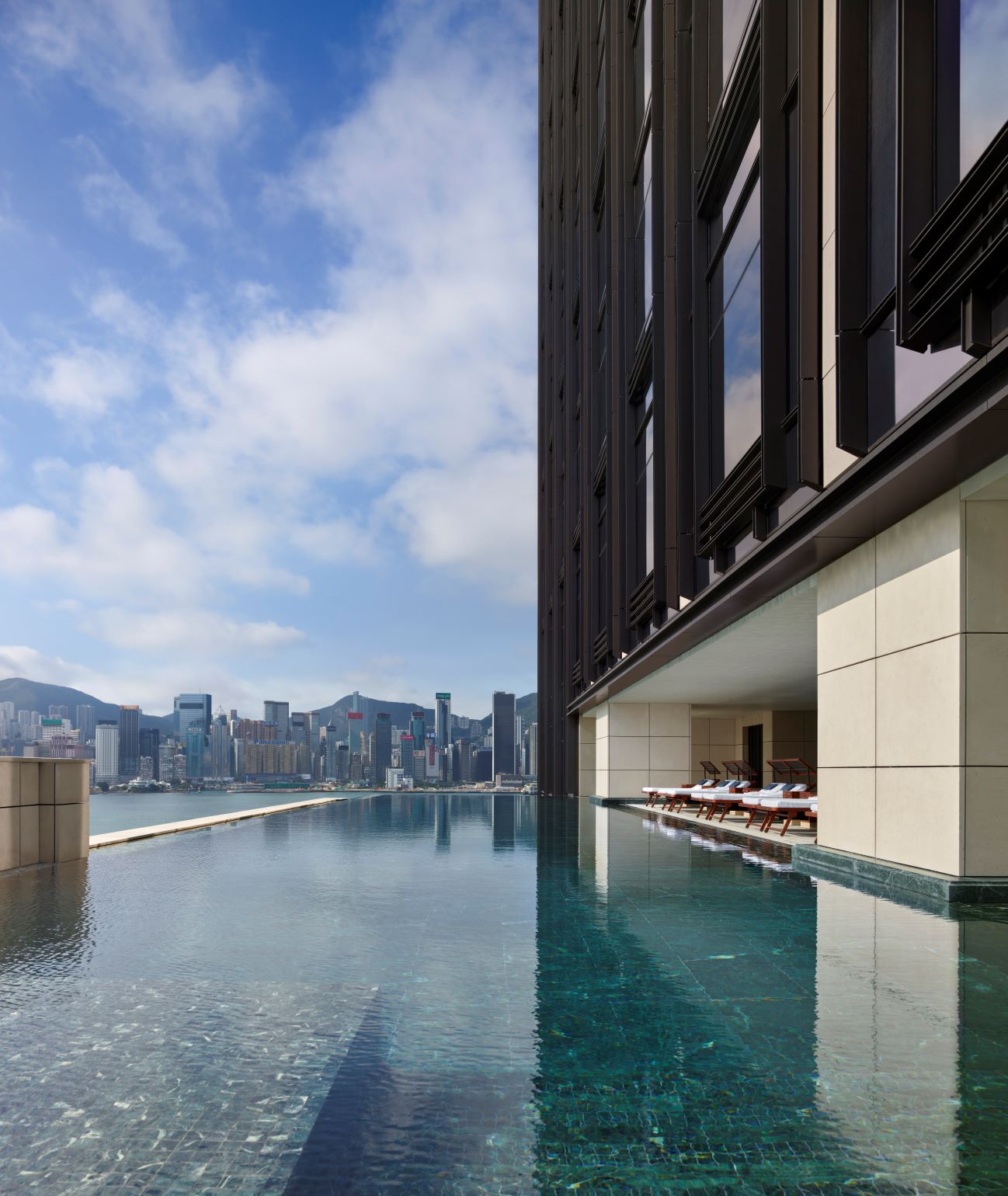 Rosewood Hong Kong - Tap to explore photos