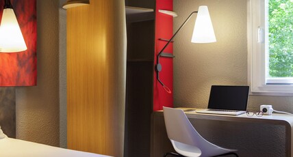 Ibis Jouy en Josas Velizy Room Type - Standard Room with 1 double bed
