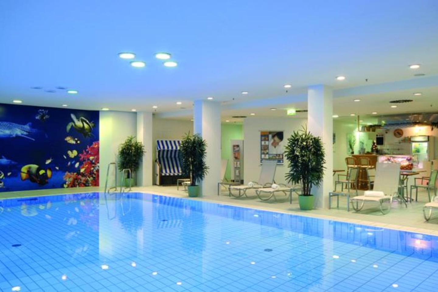Maritim Pro Arte Hotel - Tap to explore photos