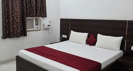 BrijDham Ashram Room Type - Double bed with balcony