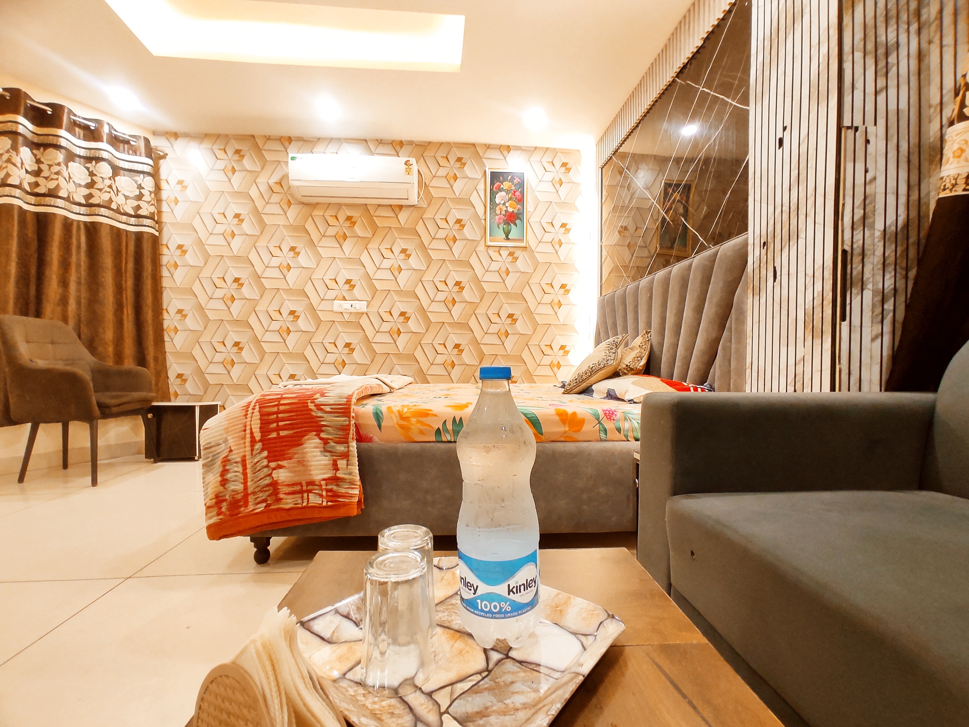 THE RAJMANI MOTEL PHAGWARA CITY - Tap to explore photos