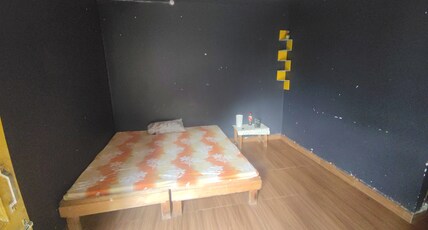 Homies Stay And Cafe Room Type - Bedroom 3