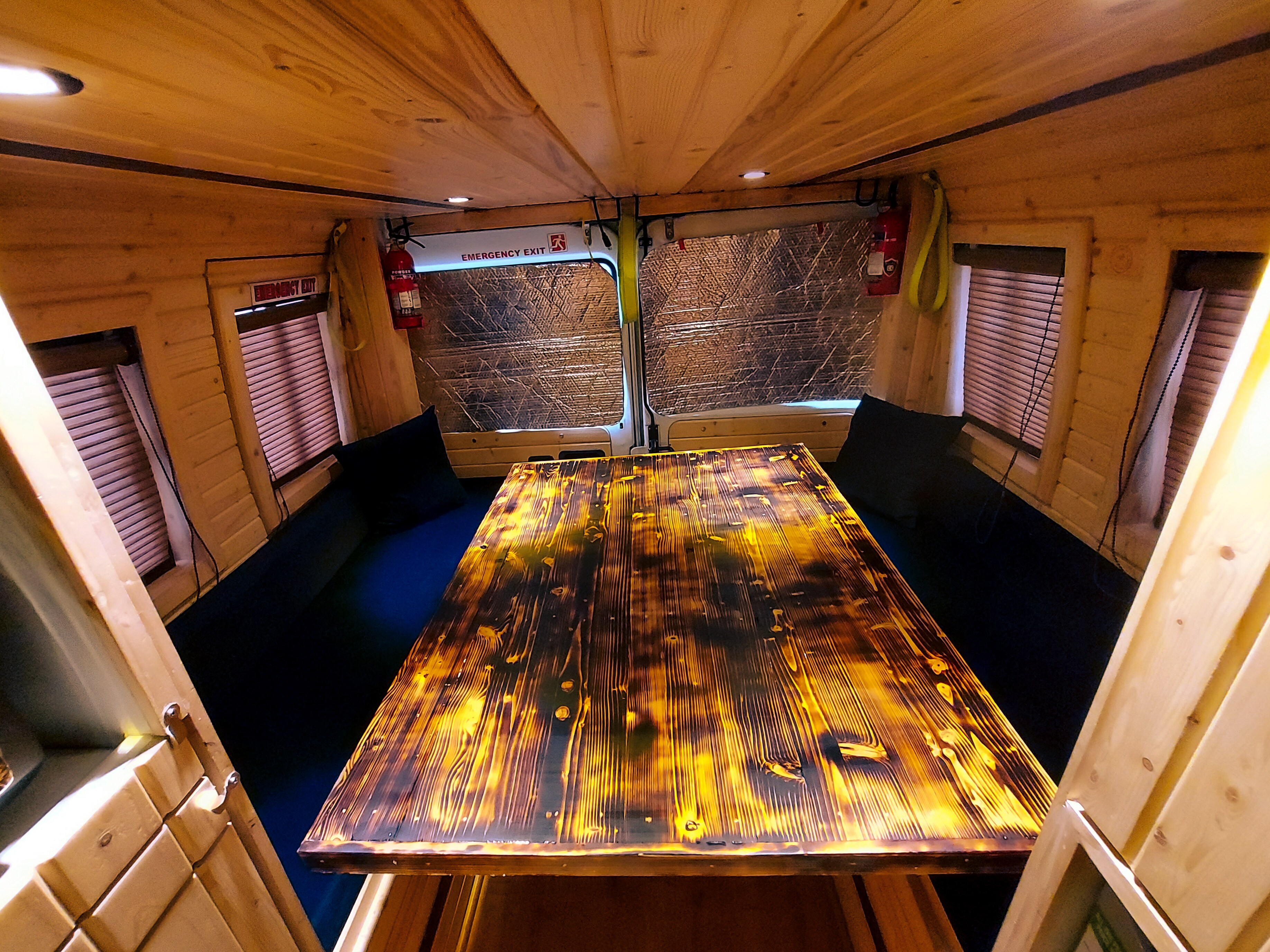 Yodo Campers - Campervan in India sleeps 6 pax. - Tap to explore photos