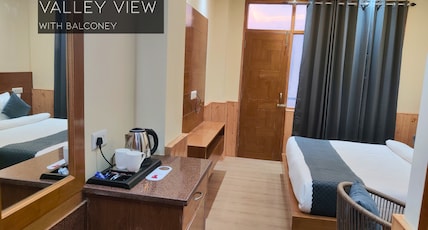 Escape Inn Narkand By Escape Stays Room Type - Valley View Premium Room With Balcony Escape Inn Narkand By Escape Stays Room Type - Valley View Premium Room With Balcony