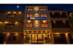 FabHotel Shivangan - 200M From Banke Bihari Temple, Vrindavan