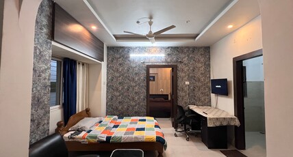 Green Home Stay - Home Away From Home Room Type - 1 BHK Family Suite